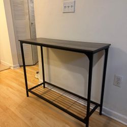Ecoprsio 40" Grey Console Table Entryway Sofa Table w/ Mesh Shelf - Like New!

