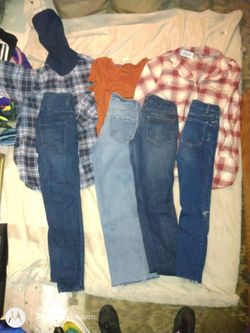 Women's small bundle all 10$