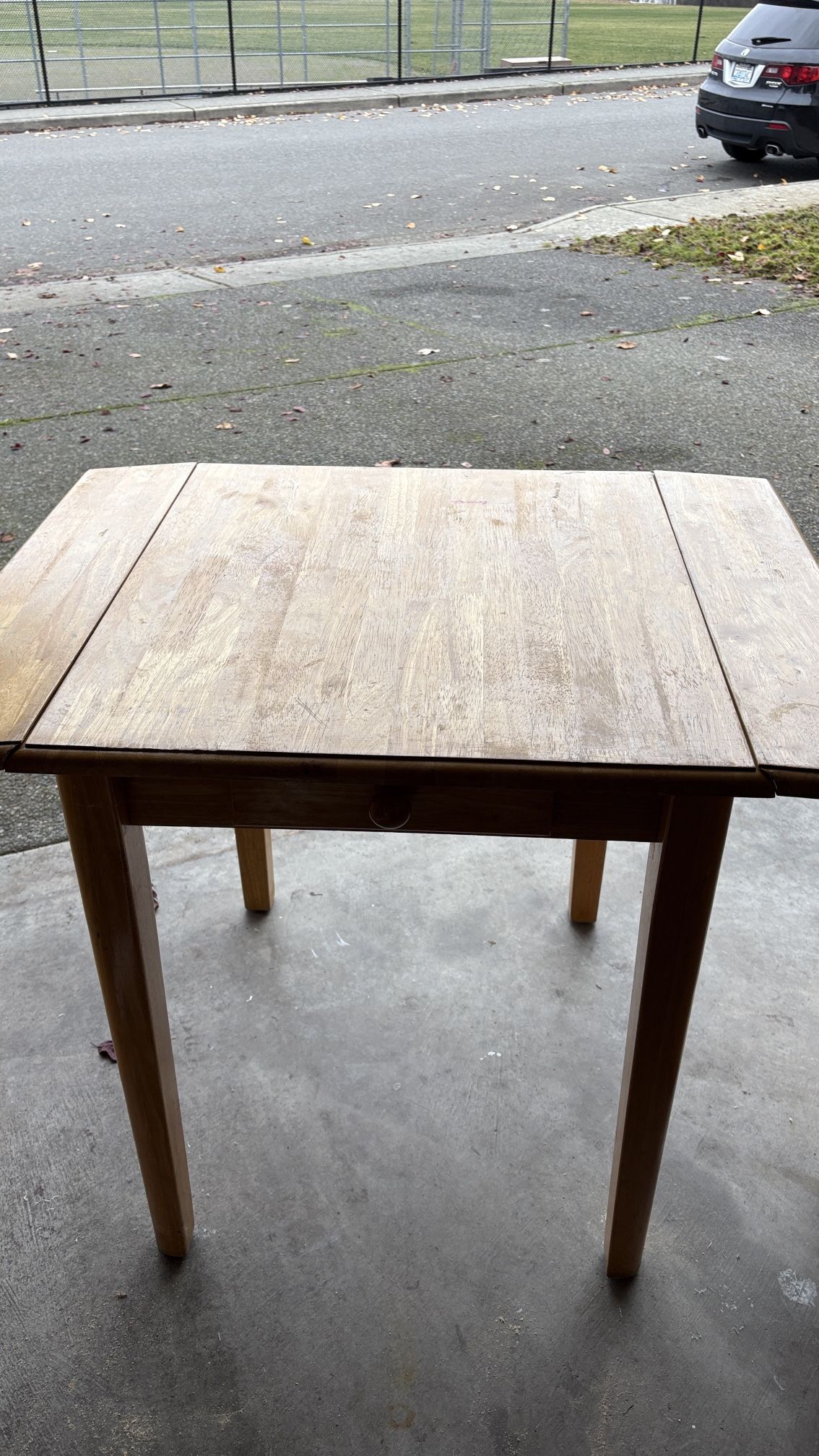 Table - Wood - Free 