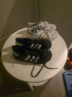 Kids Adidas Superstar Size 2 & 3