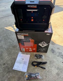 Generac 1600W Output / 3200 Peak 2106Wh Portable Battery Power Station with Push Button