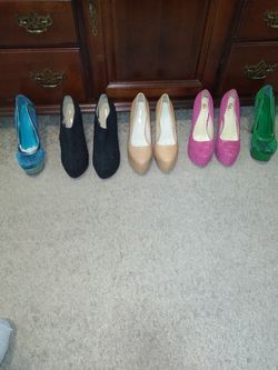Ladies shoes $10 for each pair all sizes
