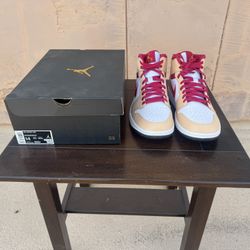 Air Jordan 1 Mid