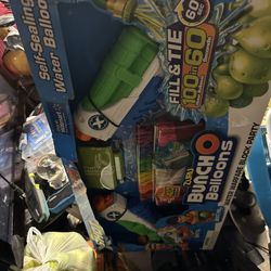 Water Gun With Balloons 