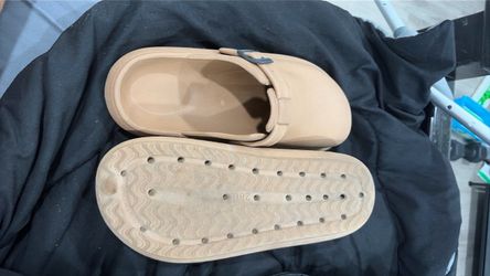 Close Toed Slides