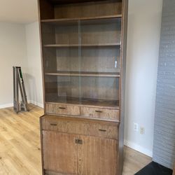 Display Cabinet / Hutch - 2 pieces (the top can be mounted)