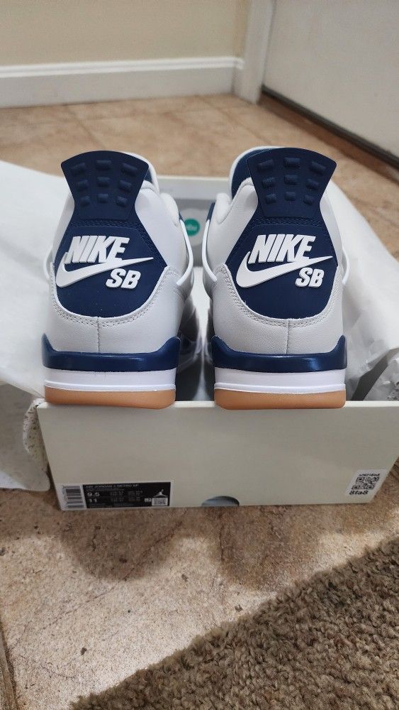 Jordan 4 Nike Sb 9.5M