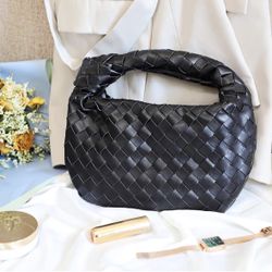 Women Soft PU Leather Woven Handbag, Black