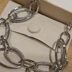 Silver-colored necklace for women