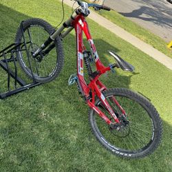 INTENSE 951 Fro Mountain Bike