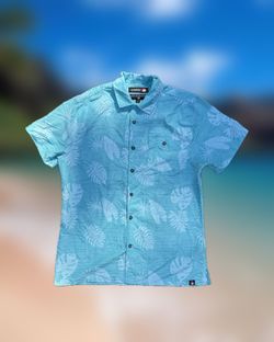 Canada Weathergear Men’s Size Large Baby Blue and White Floral Button-Up Shirt