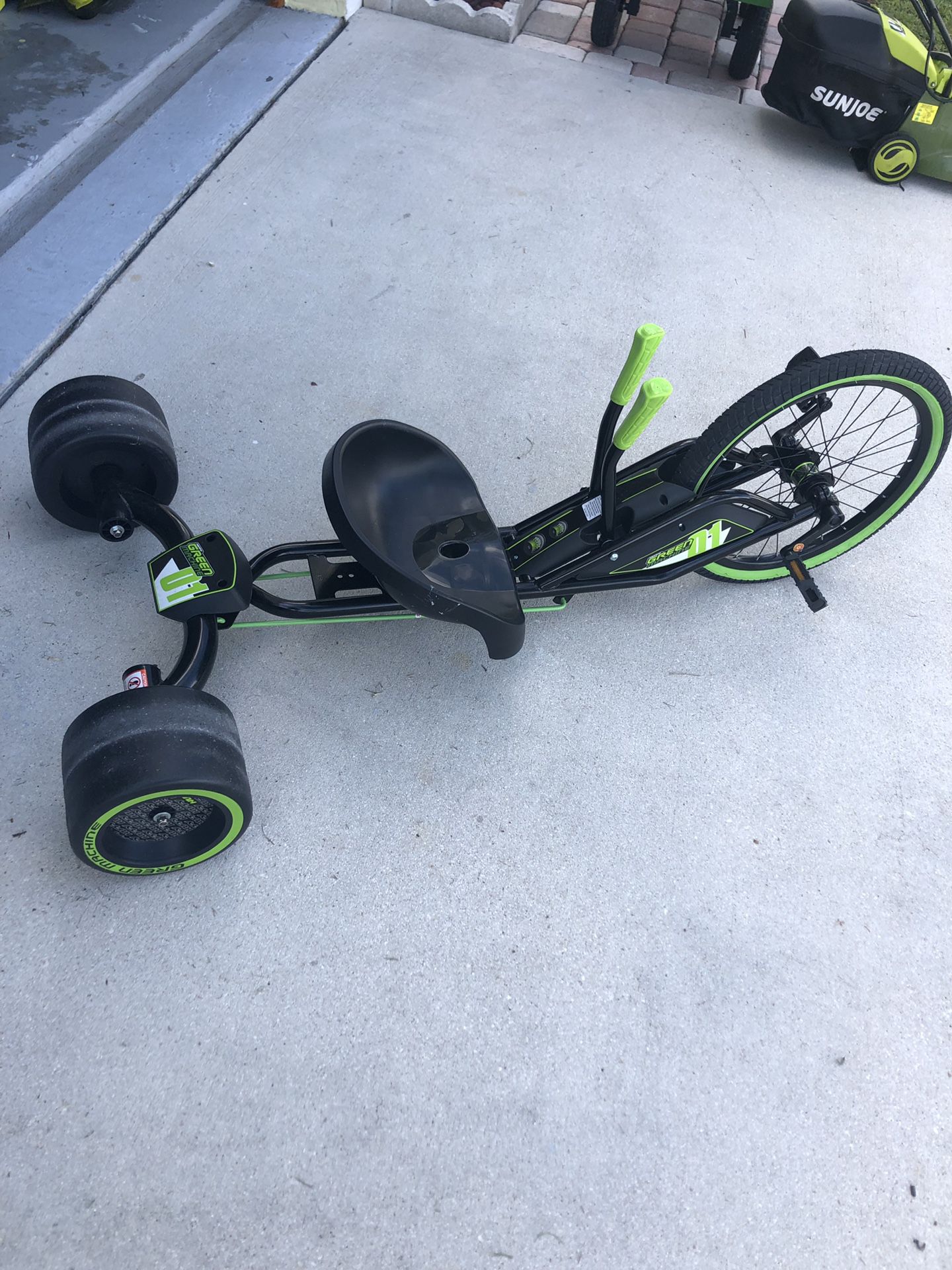 Almost new kids bike