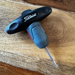 Titleist SureFit torque wrench