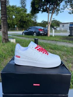 Nike Air Force 1 Low Supreme White