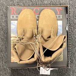 ARMY COMBAT BOOTS