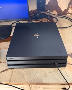 Ps4 pro w controller