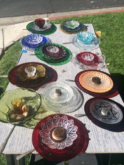 Great Gifts -Vintage Plate Flowers Yard Art