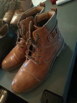 Mens size 11 boots