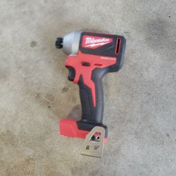 Milwaukee   m18 brushless  impac 1/4