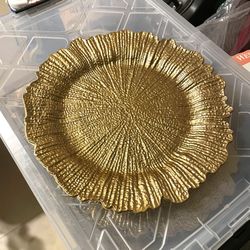 Gold Table Decor - Spruzzo Chargers 13” (100 Pcs)