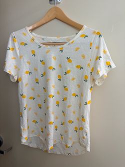 Women’s shirt