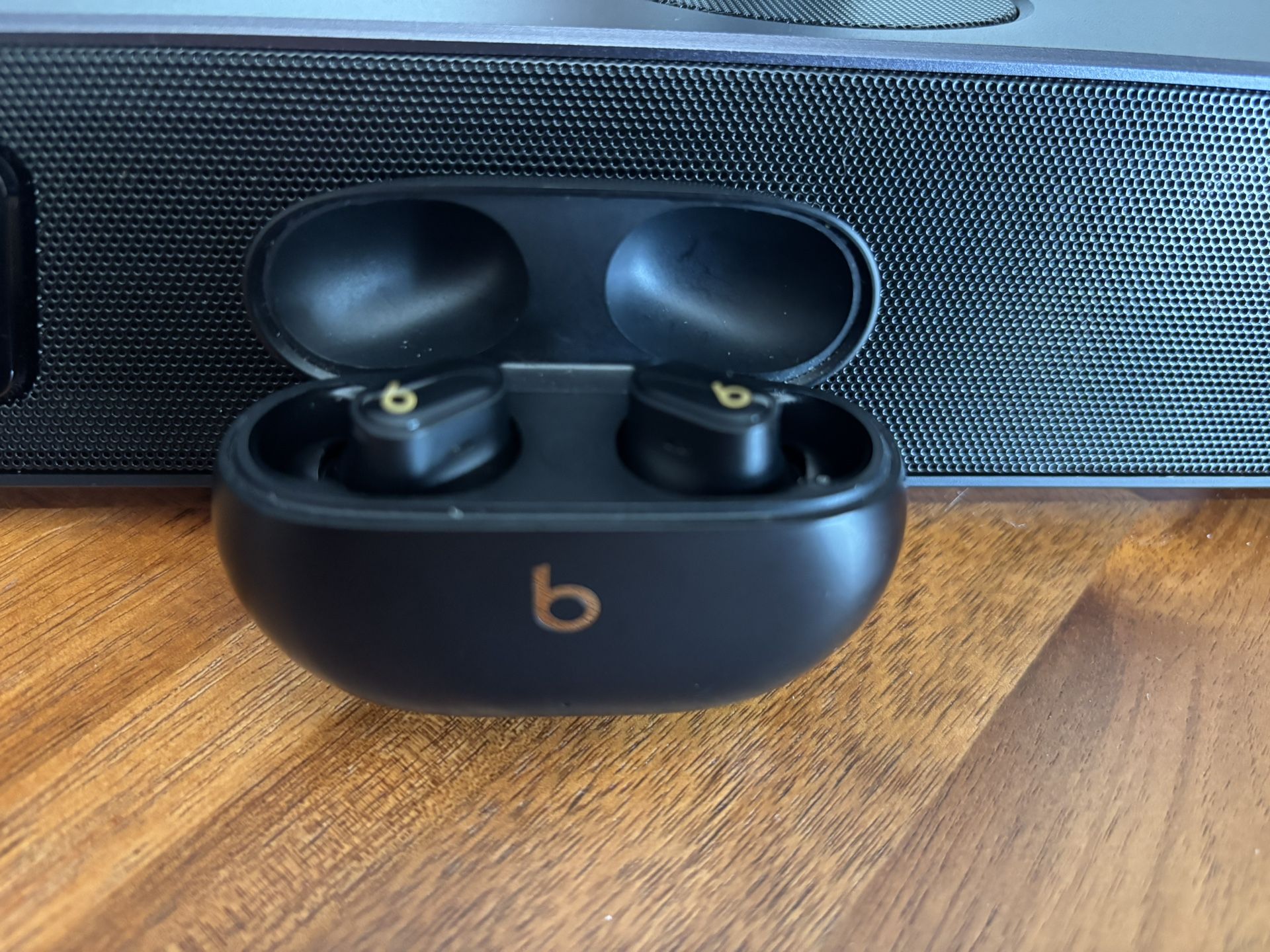 Beats Studio Buds +
