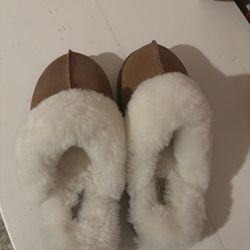 Slippers