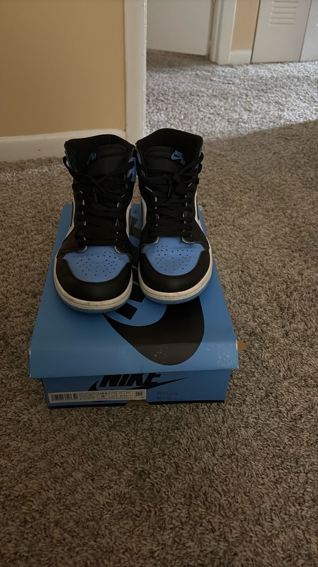 Retro 1 Jordan Sz 9.5