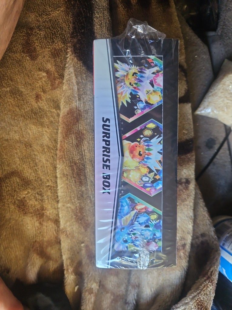 Presmatic Evolutions Box New