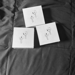 AirPods Gen 4