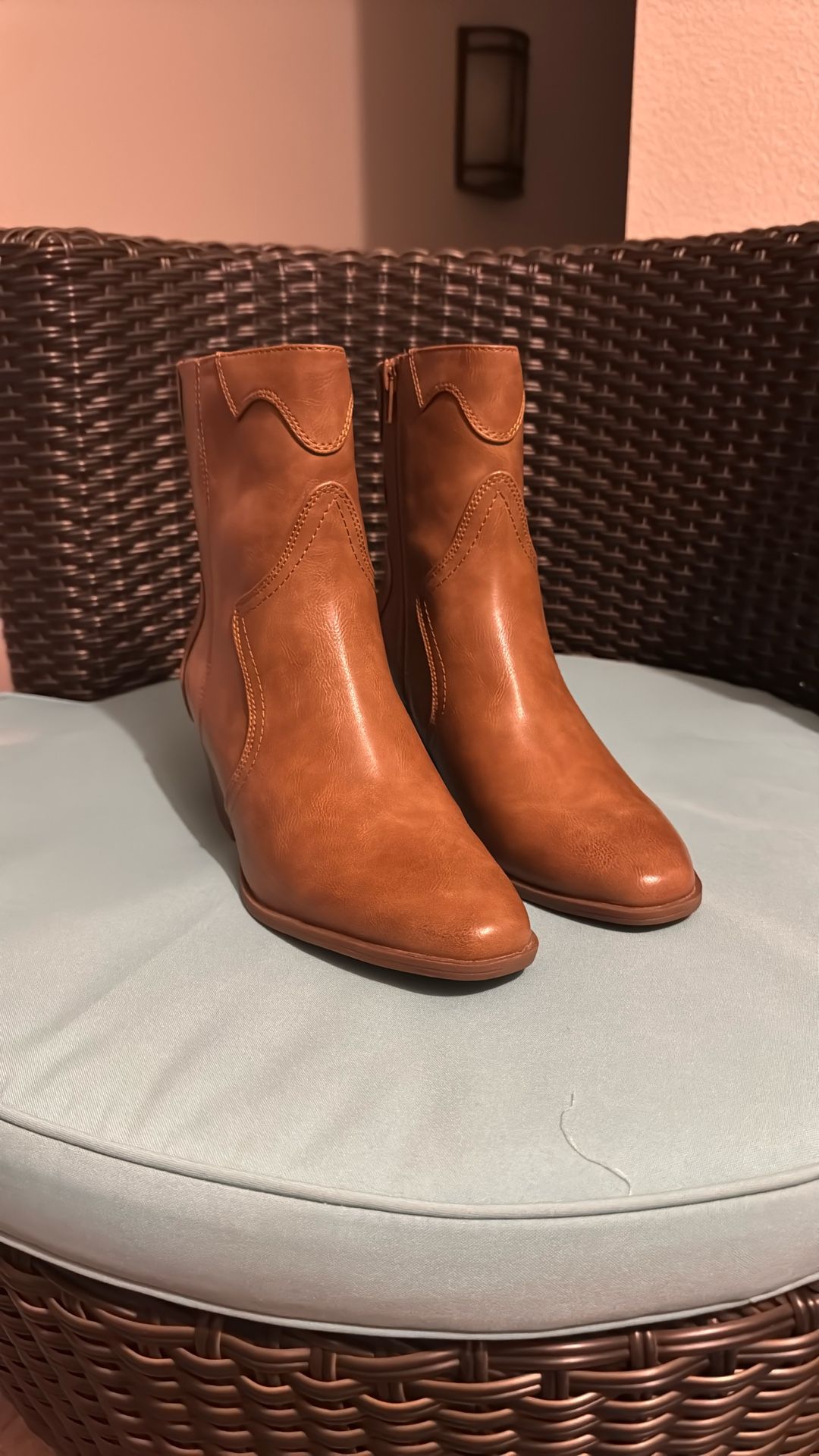 Women’s Boots