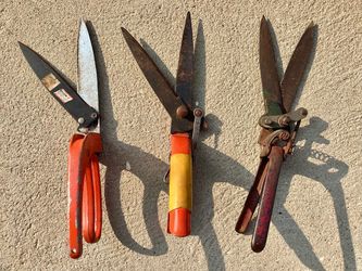 3 Preowned Grass Shears Garden Tools Forged Steel Blades Hand Clippers Wallace etc.