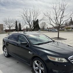 2010 Ford Taurus