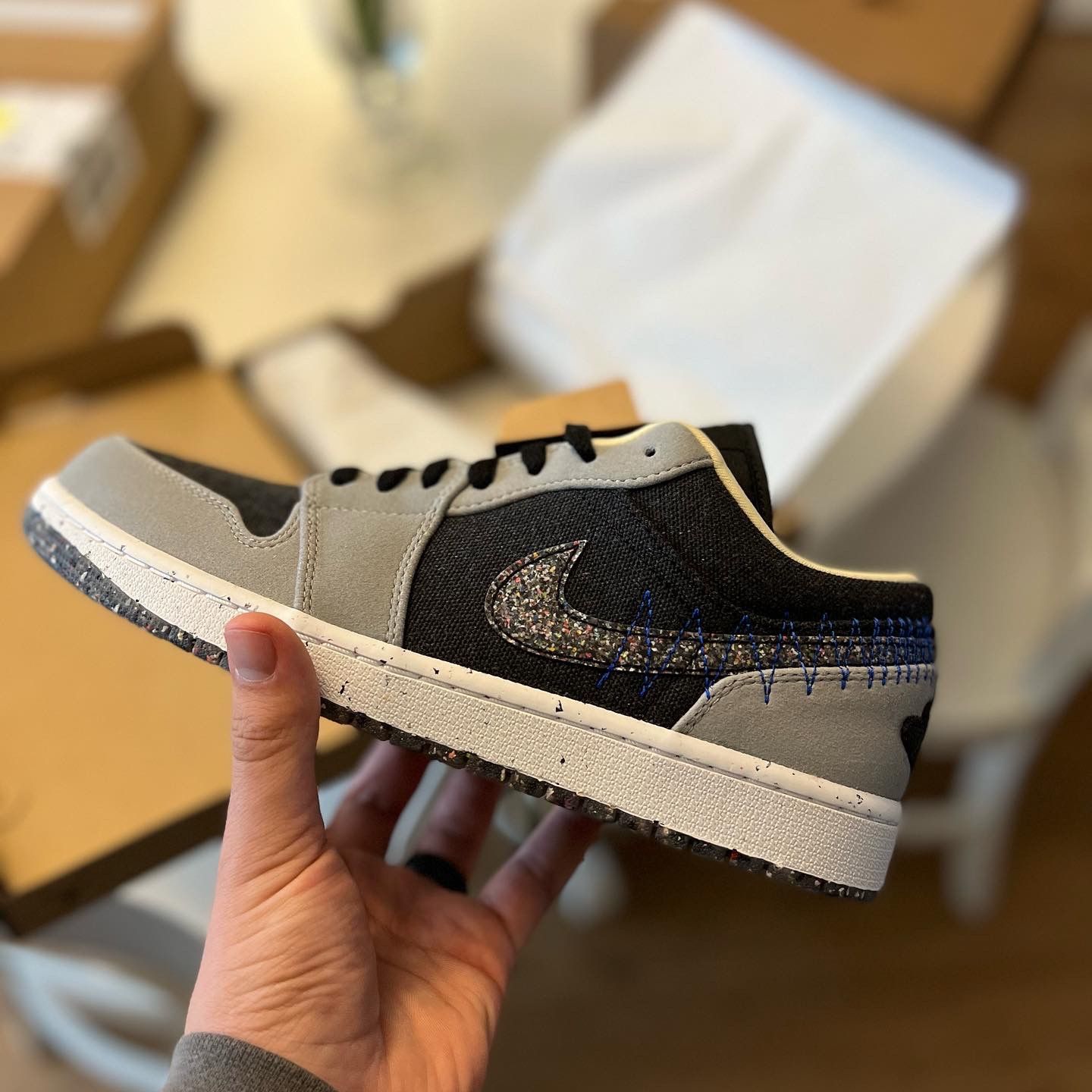 Jordan 1 Low SE