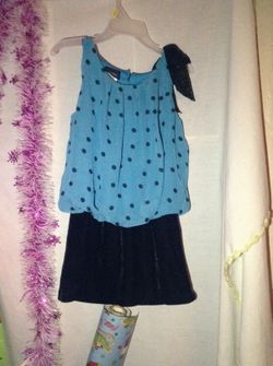Holiday edition super cute sz xs 4/5
