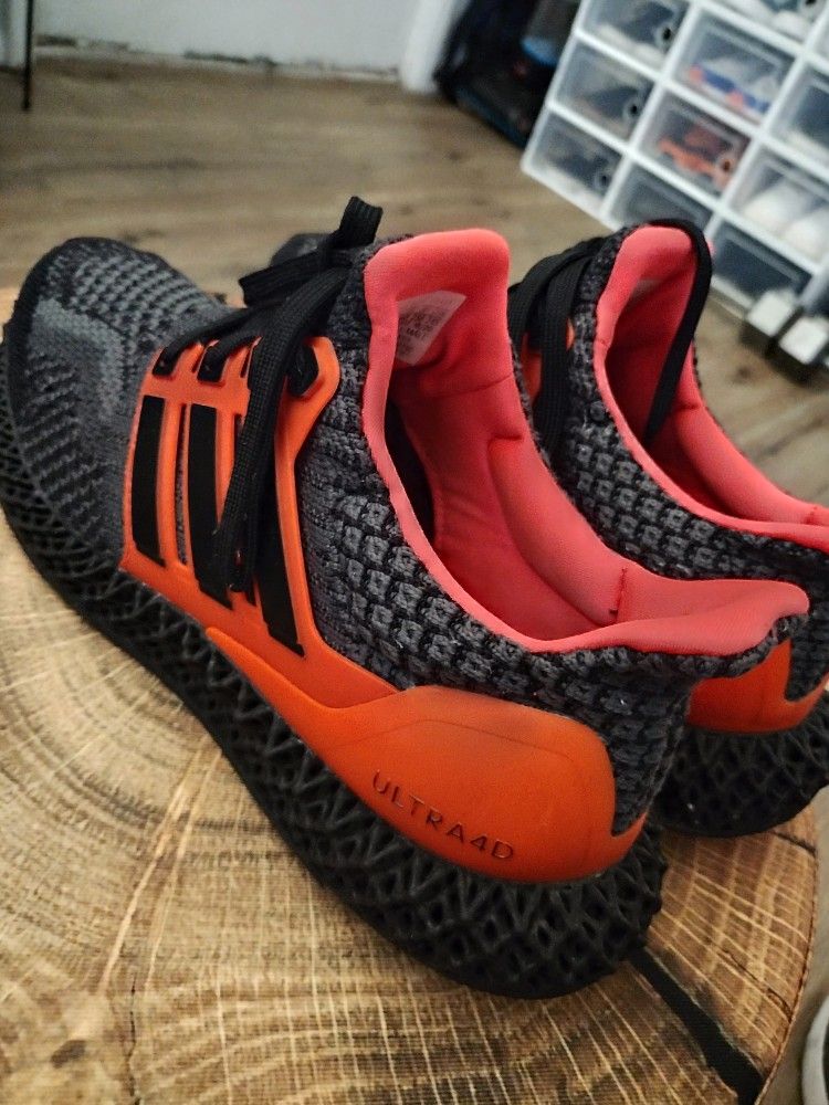 Size 7 Adidas ultra4D