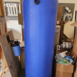 100 Gallon Plastic Water Storage Tank - New