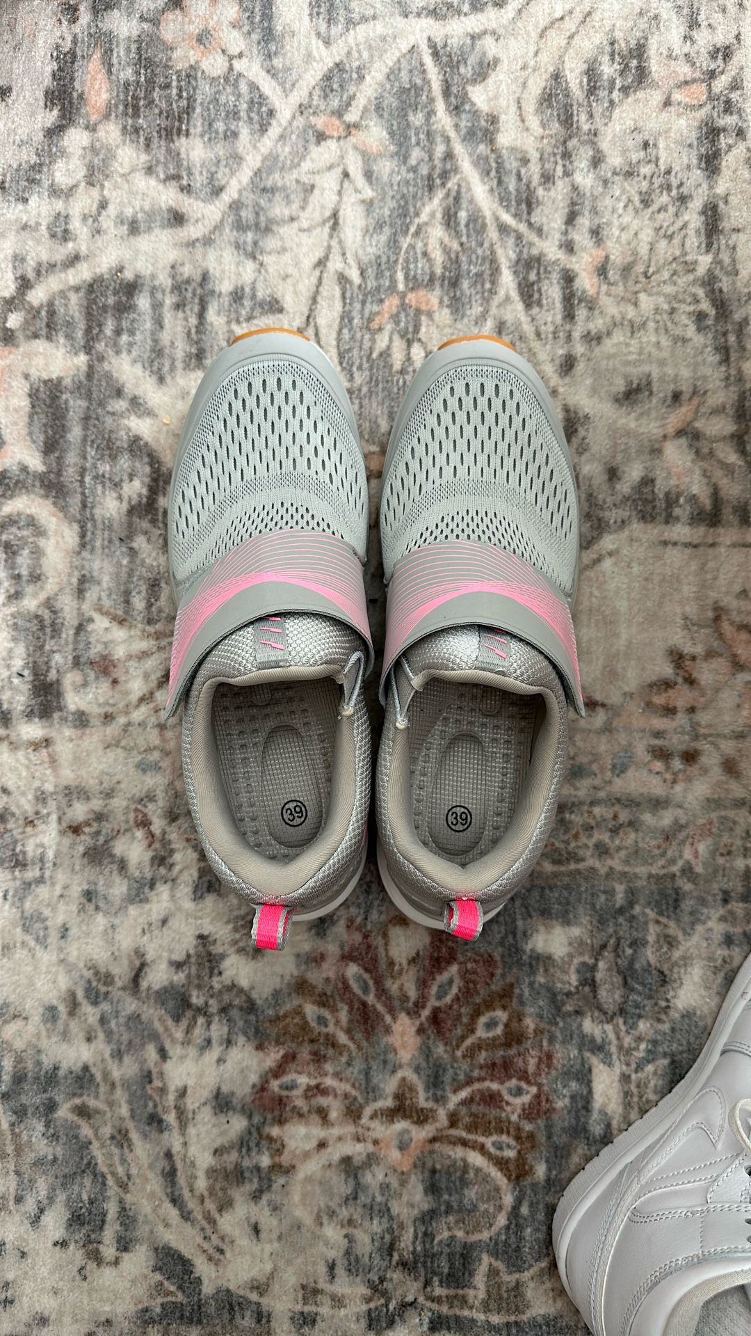 Spinning Sneakers, Shoes