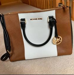 NEW MK purse