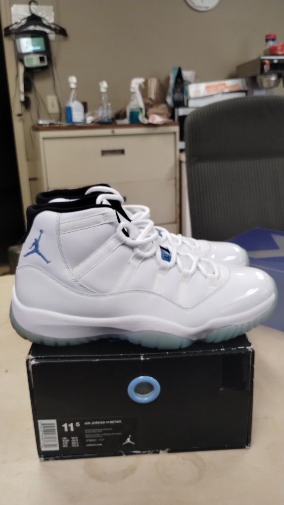 $260  Local pickup size 11.5 only. Air Jordan 11 Legend Bue AKA Columbia lWorn 2 Times Gently  No Trades Real Offers Only 