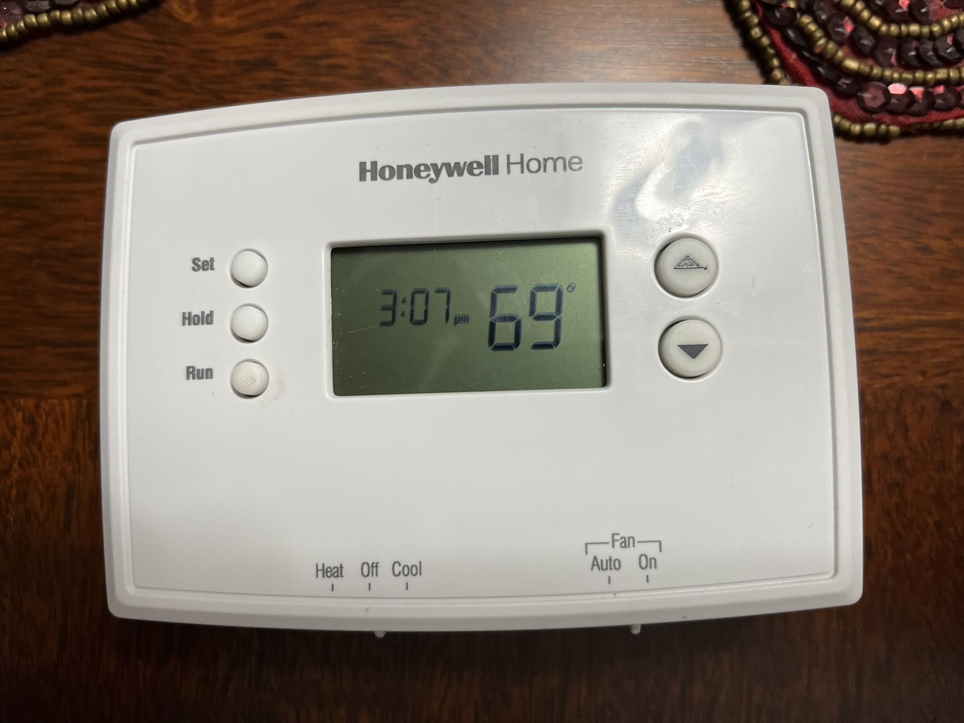 Honeywell Programmable Thermostat RTH221B