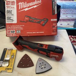 Milwaukee M18 Cordless Oscillating Multi-Tool