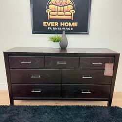 Aleidy Espresso 7 Double Dresser 