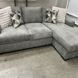 Sofa With Reversible Chaise 