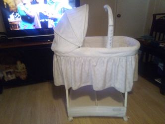 Bearly used once or twice baby stuff and house lights