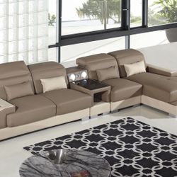 NEW🔥Faux Leather Sectional🔥