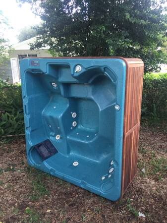 Vita Spa Selectron LC 200 hot tub 5-6 person premium 20 jets