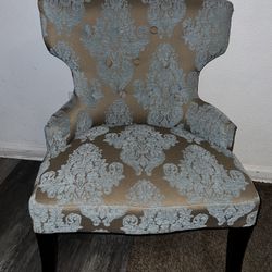 Comforter Chair