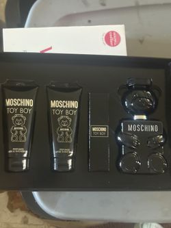 Moschino Boy Toy Men’s Perfume Gift Set