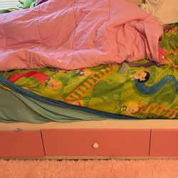 Girl Twin Size Bed Frame 